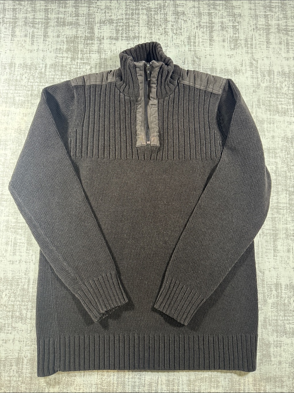 Denver Hayes Men's Charcoal Zip Mock-Neck Sweater sz S 25.5X18.5